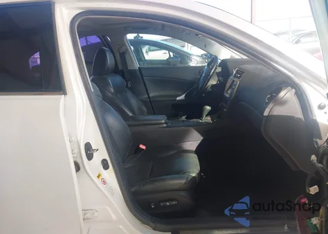 2008 Lexus Is 350 z USA, uszkodzony, nr VIN JTHBE262985020596